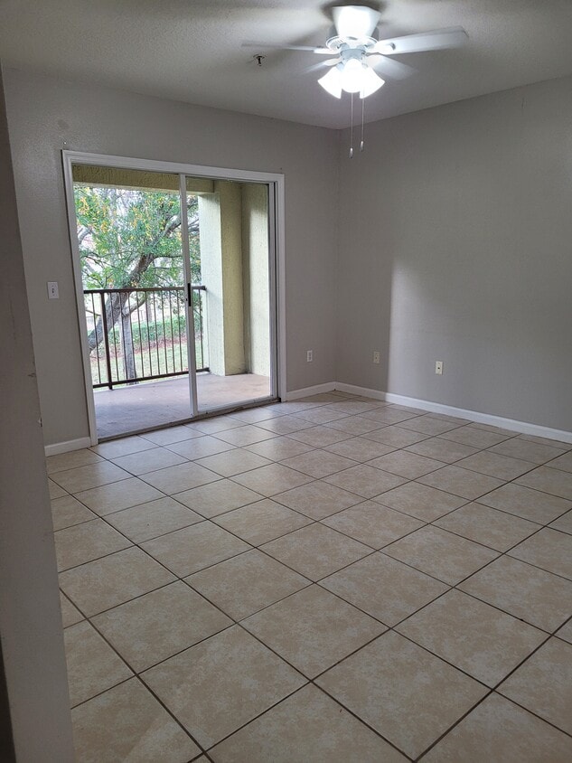 Photo - 724 Crest Pines Dr (Orlando, FL)
