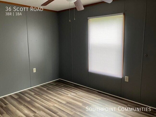 Foto del edificio - 36 Scott Rd