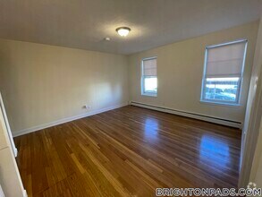 Building Photo - 164 N Beacon St
