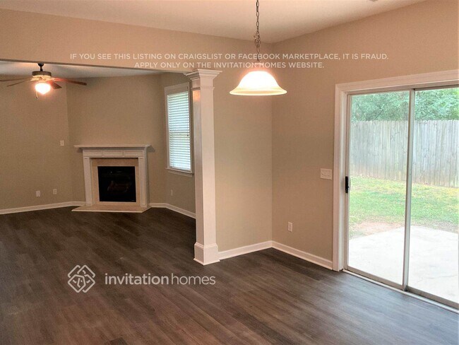 Building Photo - 2824 Harcourt Dr