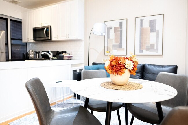 Foto del edificio - 230 W 113th St