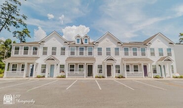 Building Photo - 119 Crescent Wy