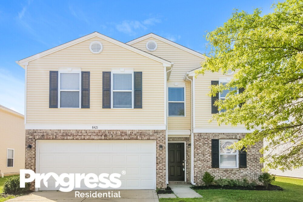 8421 Ash Grove Dr, Indianapolis, IN 46113 House Rental in