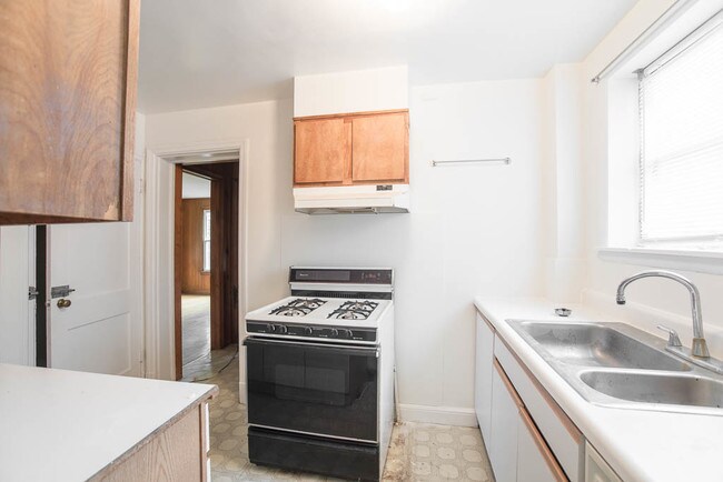 Foto del edificio - 8403 Garland Ave