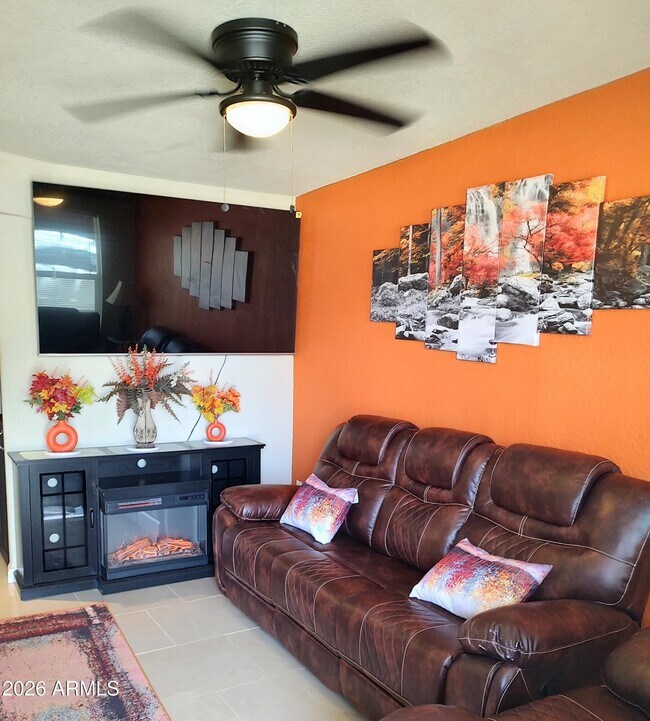 Building Photo - 317 S Stapley Dr