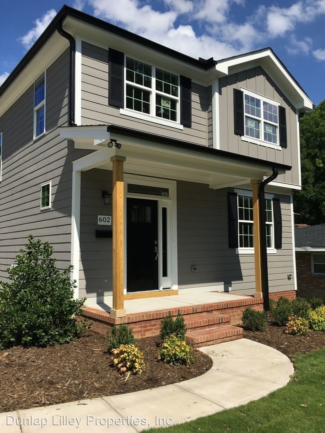 Building Photo - 4 br, 3 bath House - 602 Church St.