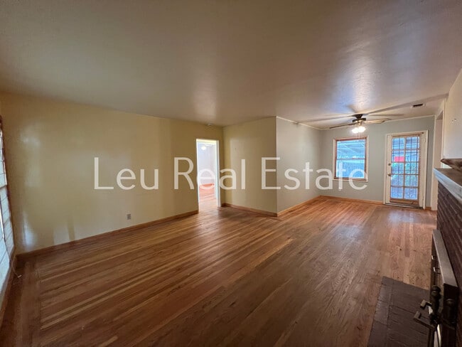 Foto del edificio - 6030 19th Ave