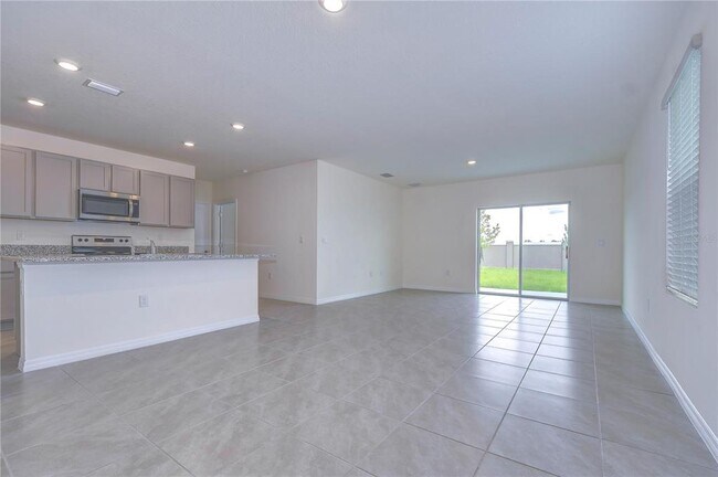 Foto del edificio - 9176 Forge Breeze Lp