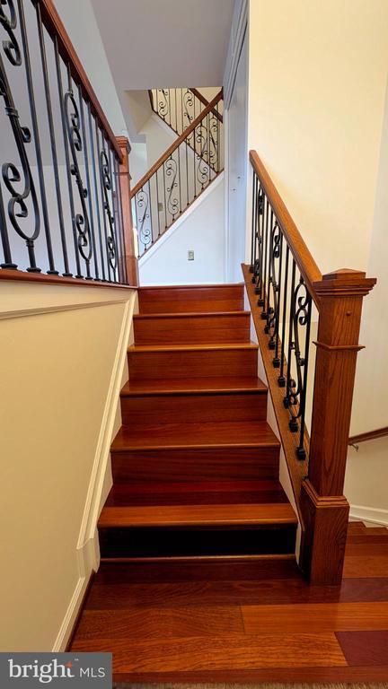 Foto del edificio - 33 Badger Gate Ct