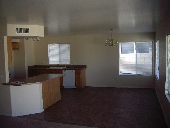 Building Photo - 13426 W Rovey Ave