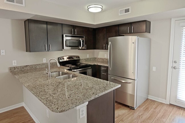 Classic Design - Boulder Creek Apartments