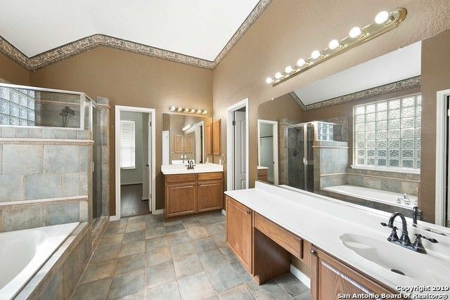 Building Photo - 506 Walder Trail