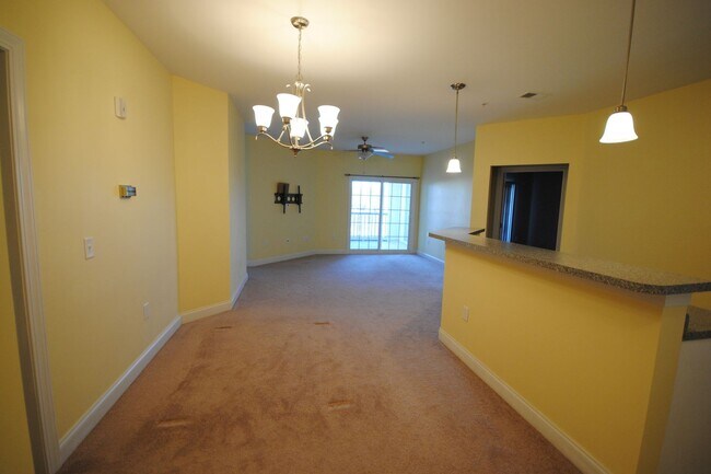 Foto del edificio - 200 Gateway Condos Dr