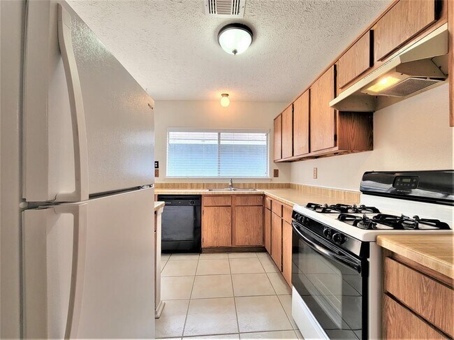 Building Photo - 12111 Westwold Dr