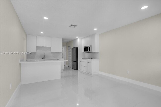 Foto del edificio - 2640 SW 30th Ct