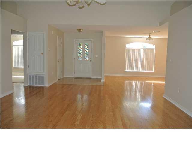Foto del edificio - 1240 Shipley Dr