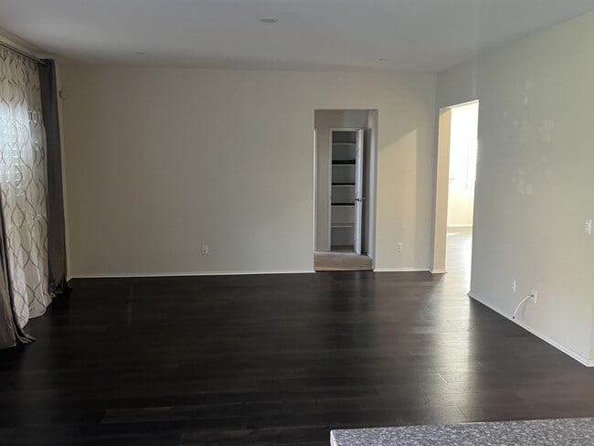 Building Photo - 36961 Albatross St