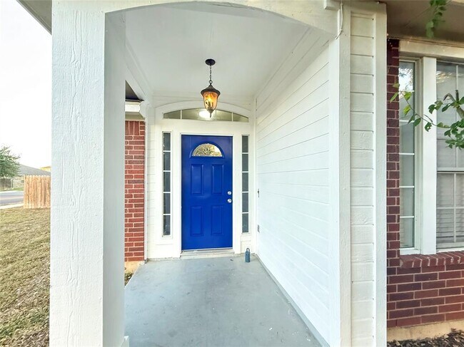 Foto del edificio - 1000 Moon Glow Dr