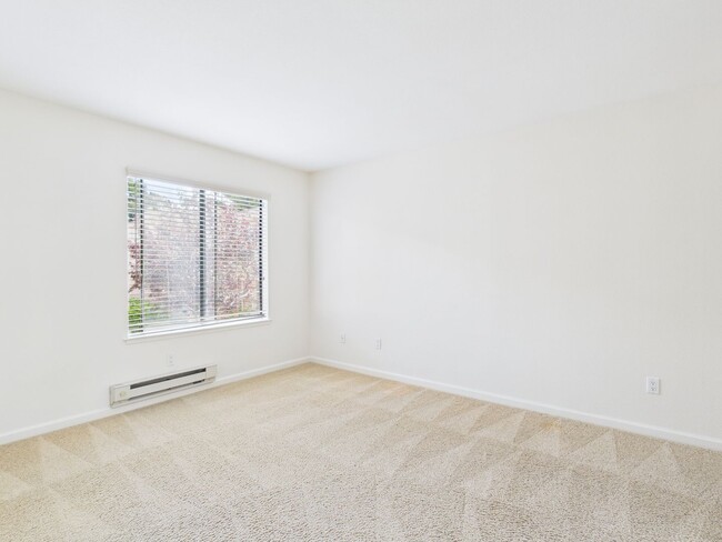 Building Photo - Kimberly Place Condo 1 bed 1 bath . In uni...