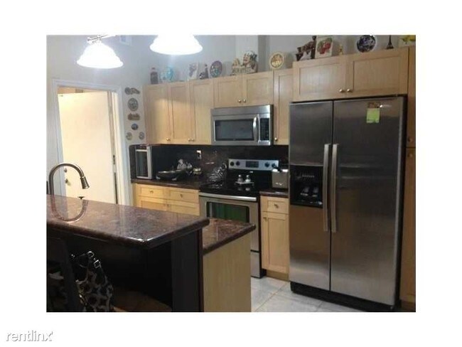 Building Photo - 8735 NW 151st Ter