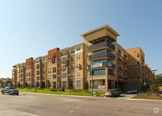 Building Photo - 4000 Hulen Apartments