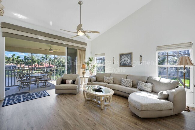 Foto del edificio - 20161 Seagrove St