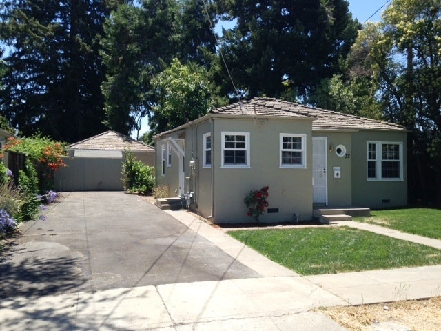 Building Photo - 32 Sanford Ave