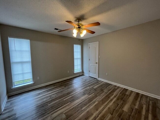 Foto del edificio - Renovated 2 Bedroom 2 Bath Home for Rent!!