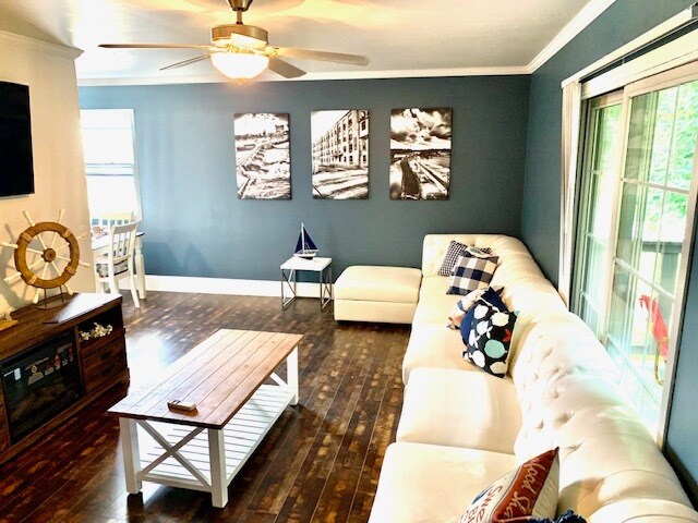 Foto principal - 2200 Brookview Ct