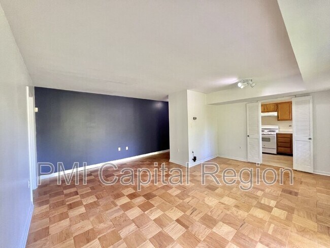 Foto del edificio - 10620 Weymouth St