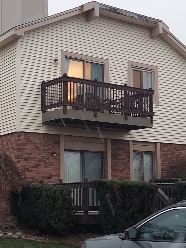 Building but not your unit - 5615 Baronswood Cir