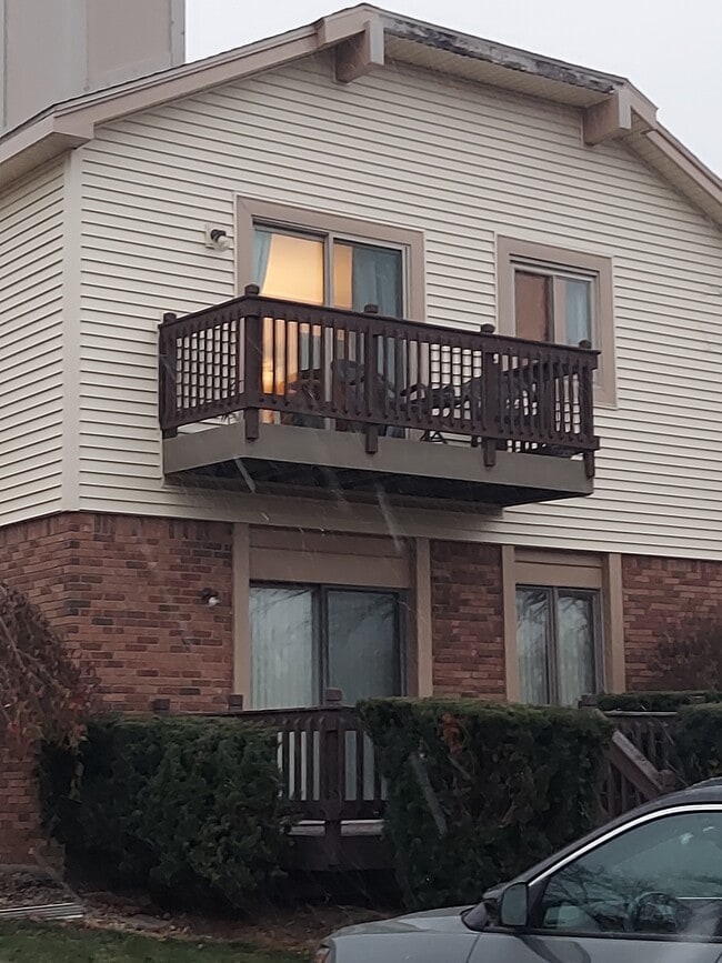 Building but not your unit - 5615 Baronswood Cir