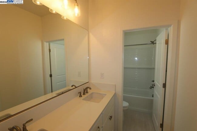 Building Photo - 3433 Cantor Dr