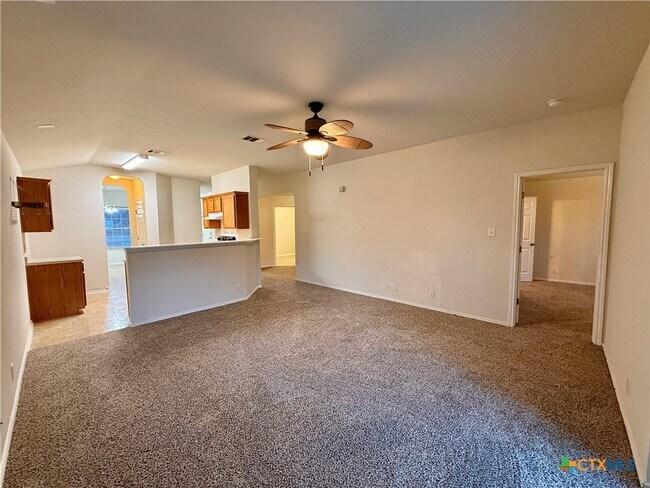 Building Photo - 3235 Blue Jay Dr
