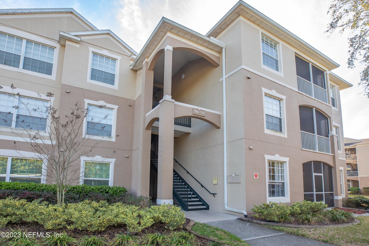 7990 Baymeadows Rd Unit 701, Jacksonville, FL 32256 Condo for Rent in