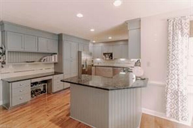 Foto del edificio - Gorgeous 4 bed, 3 bath in Great Bridge!