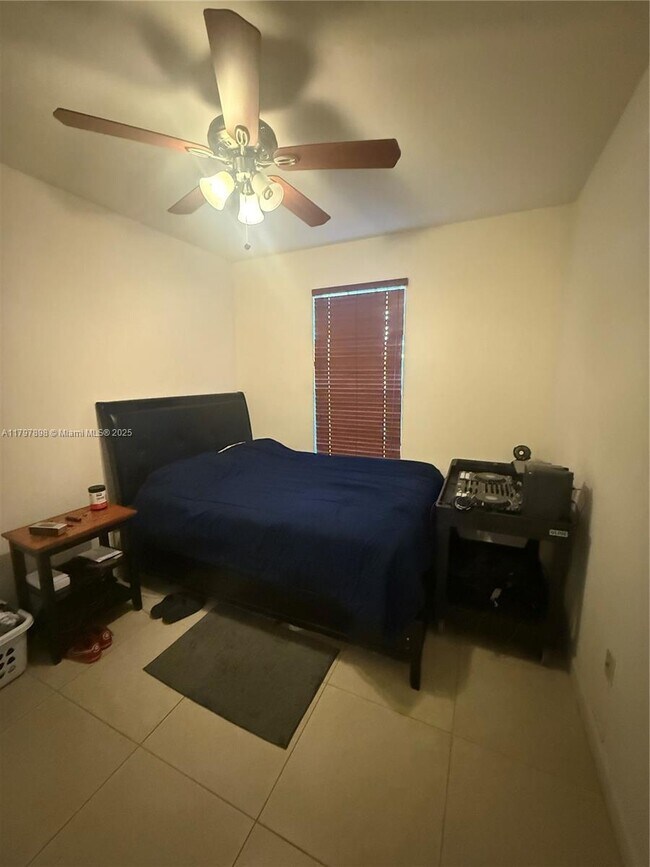 Foto del edificio - 9444 SW 171st Ct