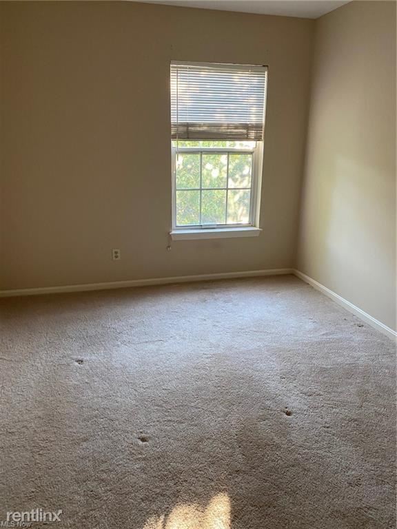 Foto del edificio - 1360 Cedarwood Dr