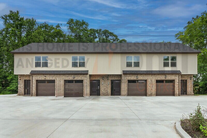 Foto principal - 402 Shelby St