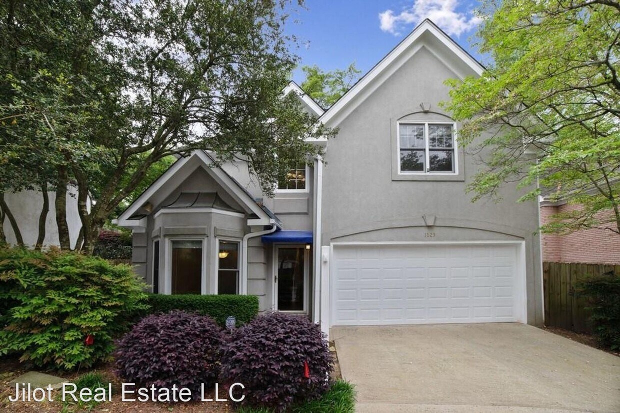 Foto principal - 1323 Wildcliff Pkwy NE