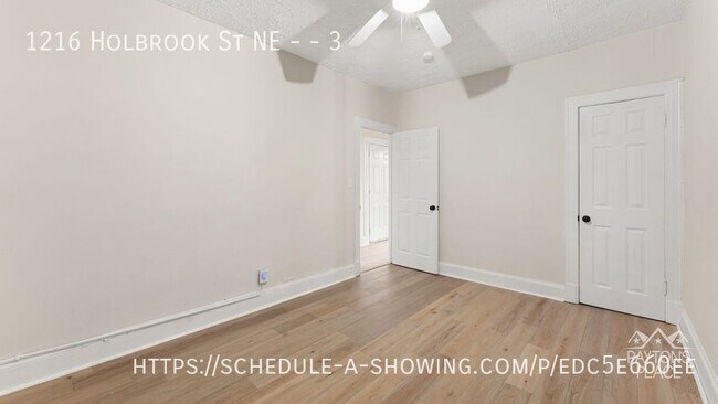 Building Photo - Renovated Apartment Near H St