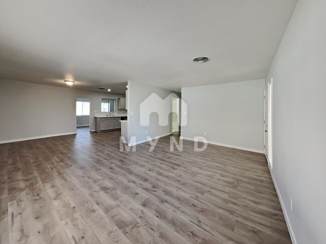Building Photo - 3101 Holly Hill Ave