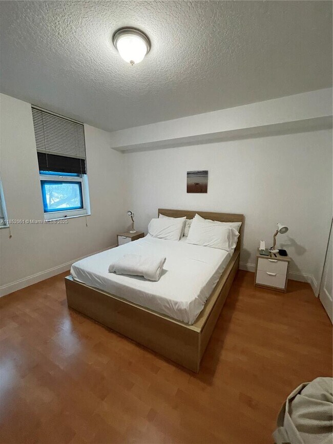 Foto del edificio - 2665 SW 37th Ave