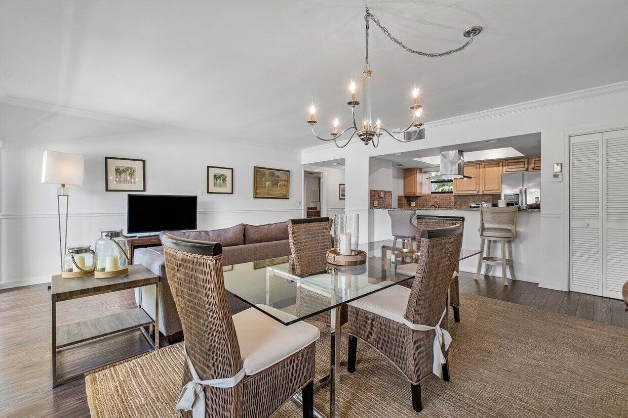 Foto principal - 11863 Wimbledon Cir
