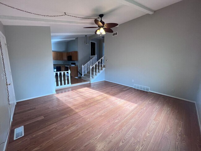 Foto del edificio - Two Bedroom Duplex in Kentwood!