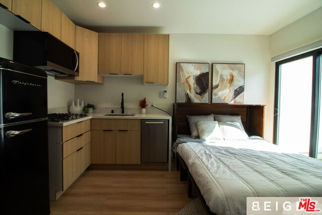 Foto del edificio - 22454 Dolorosa St