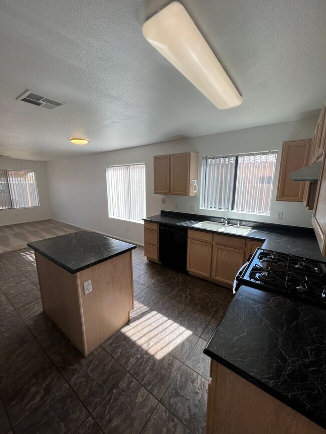 Foto del edificio - 20401 N 37th Ave