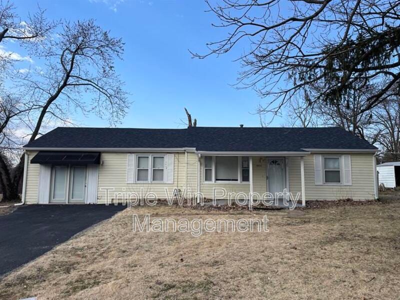 Photo - 10261 Imperial Dr