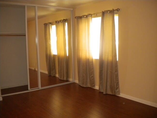 Building Photo - 26052 Serrano Ct