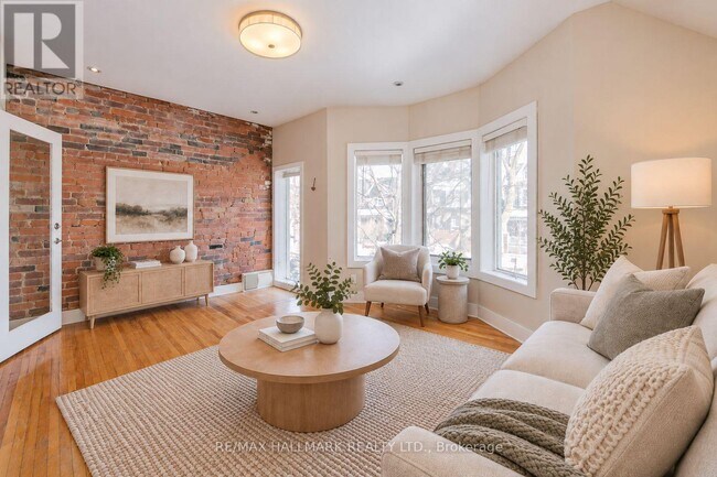 Building Photo - 6 Prust Ave